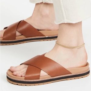 Madewell The Dayna Lug Sole Slide Sandal in English Saddle